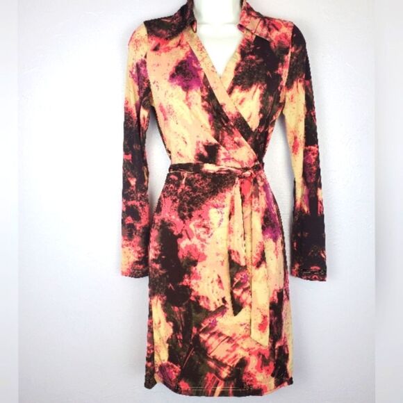 VERTIGO Wrap Dress - Picture 1 of 4